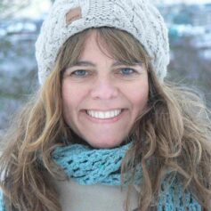 Клаудія Гаммонд Клаудія Гаммонд