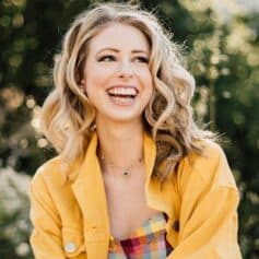 Крістін Річчіо Крістін Річчіо