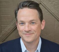 Деніел Койл Деніел Койл