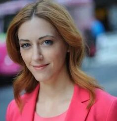 Келлі Макґоніґал Келлі Макґоніґал