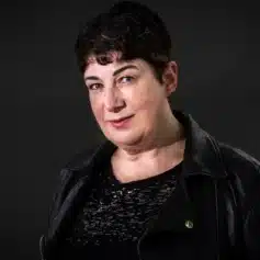 Джоан Гарріс Джоан Гарріс