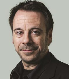 Мішель Бюссі Мішель Бюссі