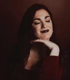 Шелбі Мег’юрін Шелбі Мег’юрін