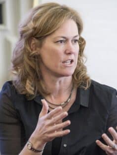 Шейла Гін Шейла Гін