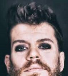 Антон Полунін Антон Полунін