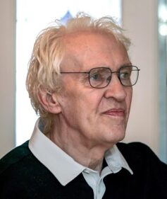 Кен Бруен Кен Бруен