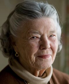 Розамунда Пілчер Розамунда Пілчер