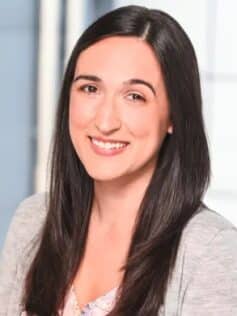 Кейт Бромлі Кейт Бромлі