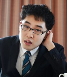 Наокі Хіґасіда Наокі Хіґасіда