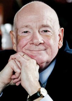 Раймонд Моуді Раймонд Моуді