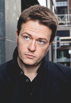 Йоган Гарі Йоган Гарі