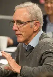 Робін М. Гоґарт Робін М. Гоґарт