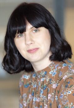 Цері Гоулбрук Цері Гоулбрук