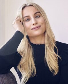 Айла Дейд Айла Дейд