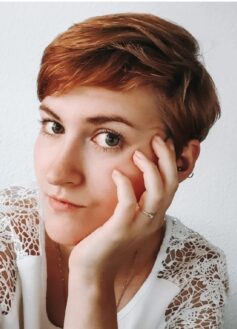 Анна Савас Анна Савас