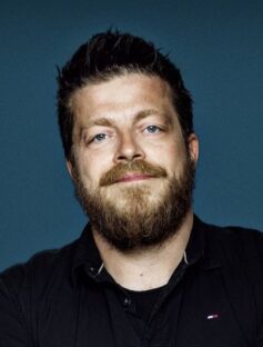 Томас Брунстрьом Томас Брунстрьом