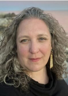 Аманда Пітерс Аманда Пітерс