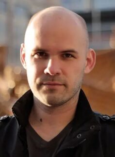 Робін Слоун Робін Слоун