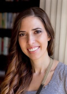 Джулі Холл Джулі Холл