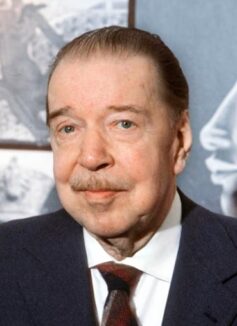 Міка Валтарі Міка Валтарі