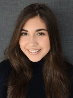 Ґабріелла Сантос де Ліма Ґабріелла Сантос де Ліма