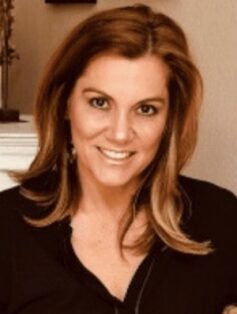 Лаура Павлов Лаура Павлов